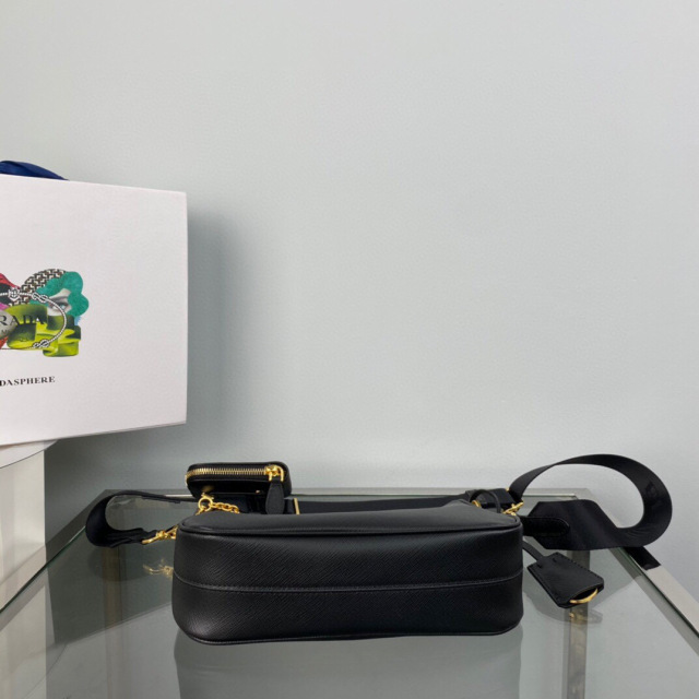 Prada Unterarmtasche Größe: 22 x 18 x 6,5 cm