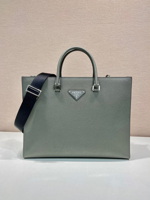 Prada 公文包 尺寸：40*30*9cm