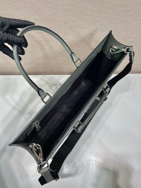 Prada 公文包 尺寸：40*30*9cm