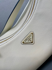 Prada 单肩包 尺寸：39*24*11.5cm