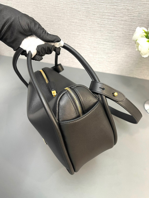 Prada Hand bag Size：25*18*10.5cm