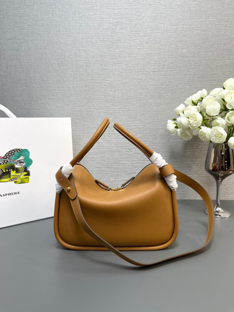 Prada Hand bag Size：25*18*10.5cm