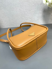 Prada Hand bag Size：25*18*10.5cm