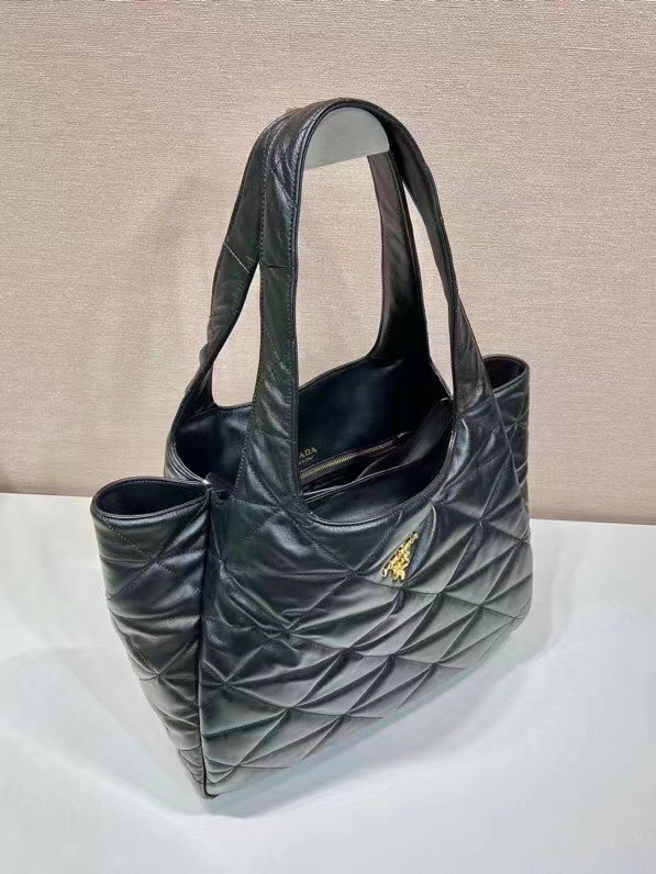 Prada shopping bag  Size：39*34*16cm