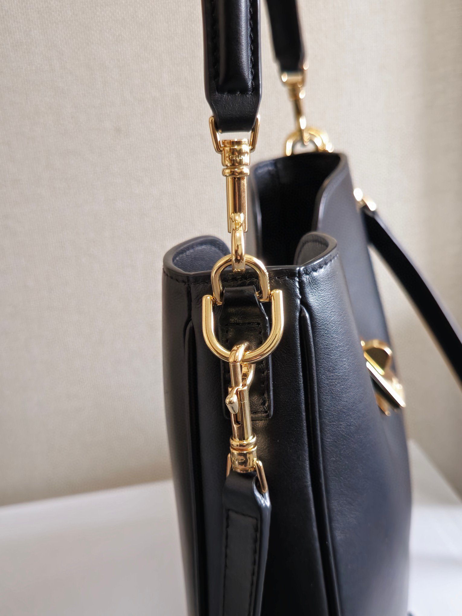 Celine Bucket Bag Größe: 24,5 x 21 x 5 cm