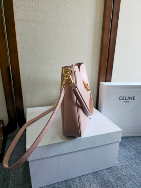 Celine Bucket bag Size：24.5*21*5cm