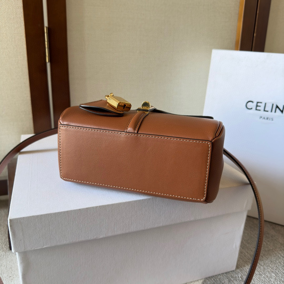 Celine  Hand bag Size：17.5*14*7cm