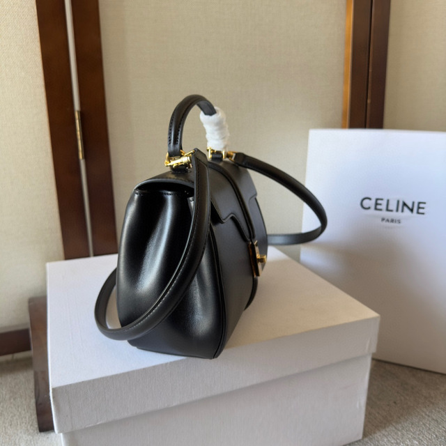 Celine 手拿包 尺寸：17.5*14*7cm
