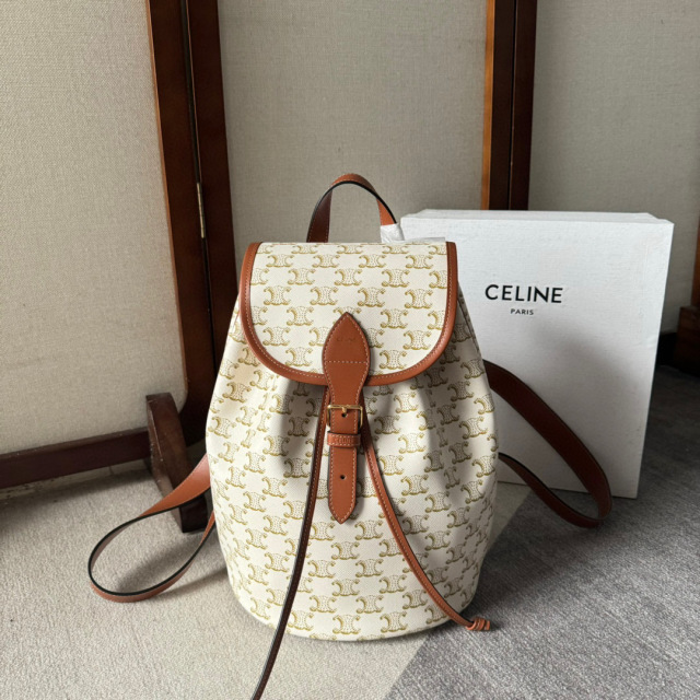 Celine双肩包尺寸：25*32.5*16cm