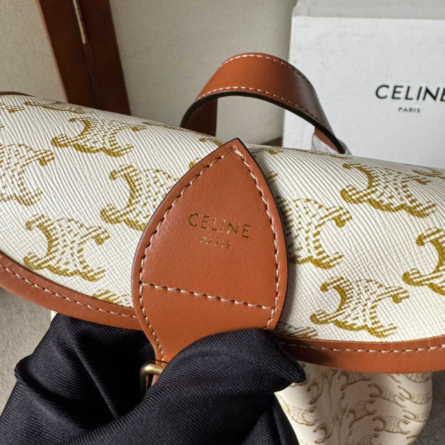 Celine双肩包尺寸：25*32.5*16cm