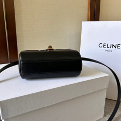 Celine Handtasche Größe: 18 * 12,5 * 6 cm