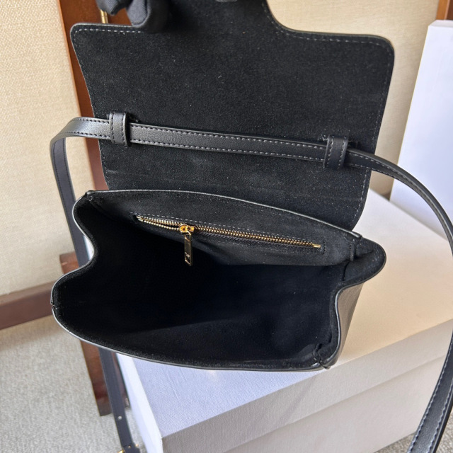 Celine Handtasche Größe: 18 * 12,5 * 6 cm