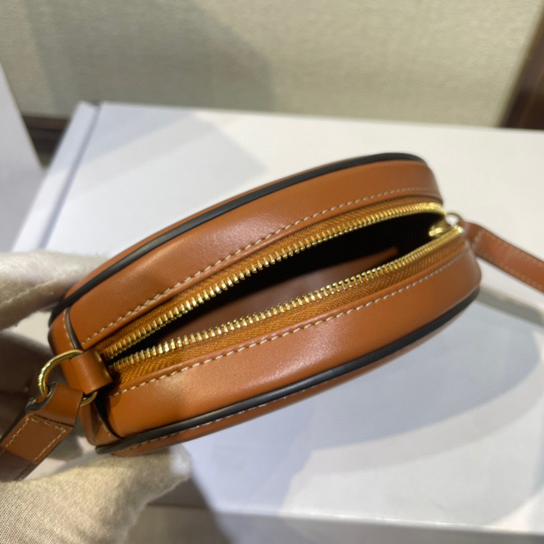 Celine Einzelne Umhängetasche Größe: 16 * 12,5 * 4 cm