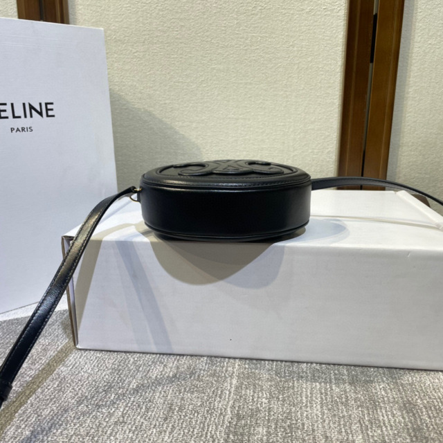 Celine 单肩包 尺寸：16*12.5*4cm