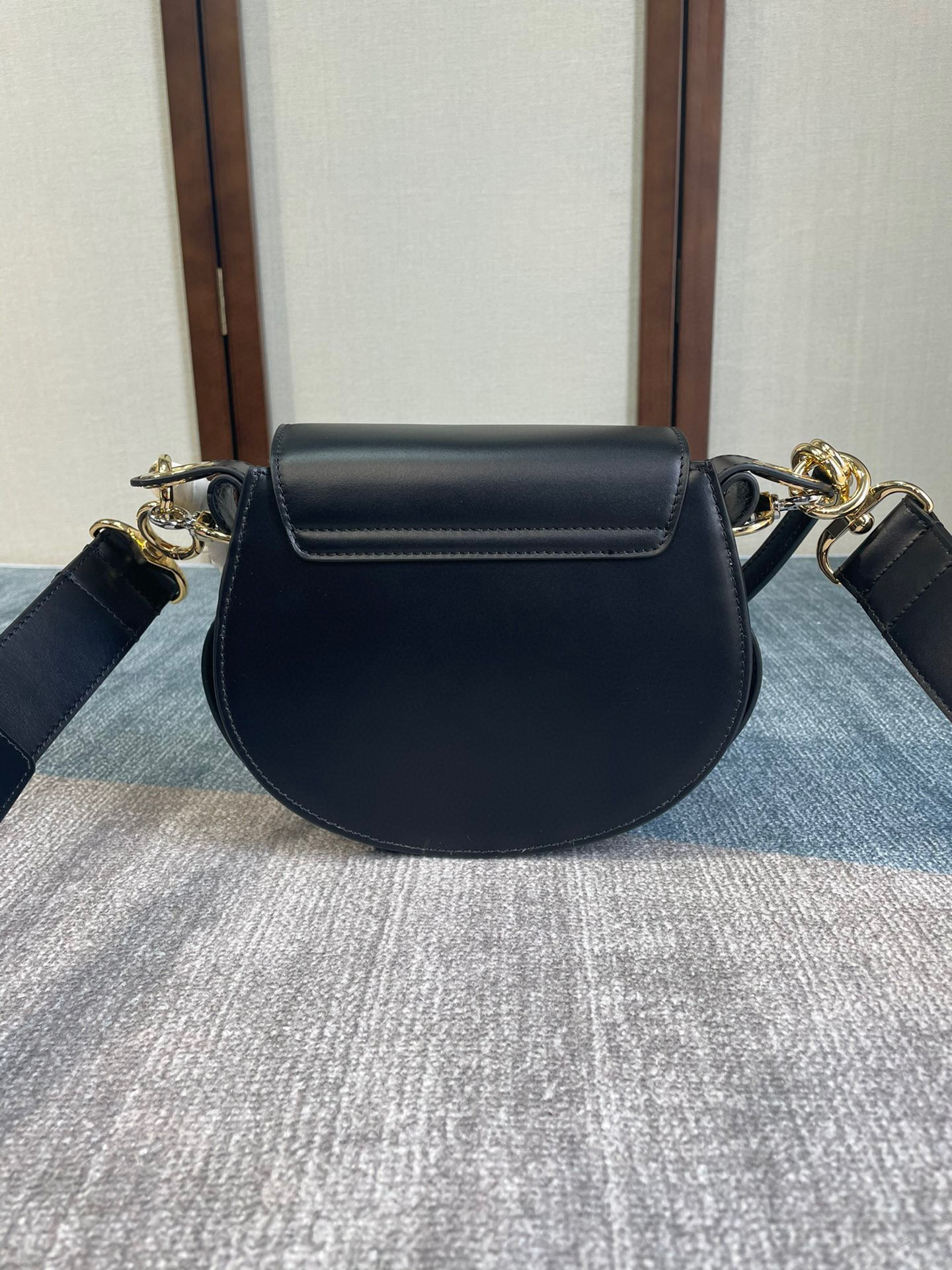 Celine  Single shoulder bag Size：20*7*15cm