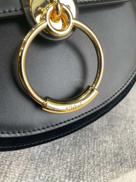 Celine  Single shoulder bag Size：20*7*15cm