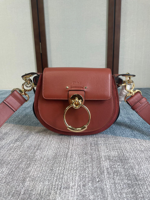 Celine  Single shoulder bag Size：20*7*15cm
