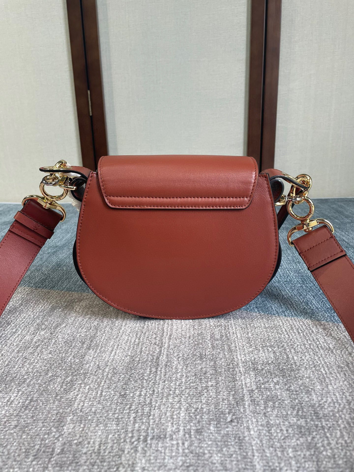 Celine  Single shoulder bag Size：20*7*15cm