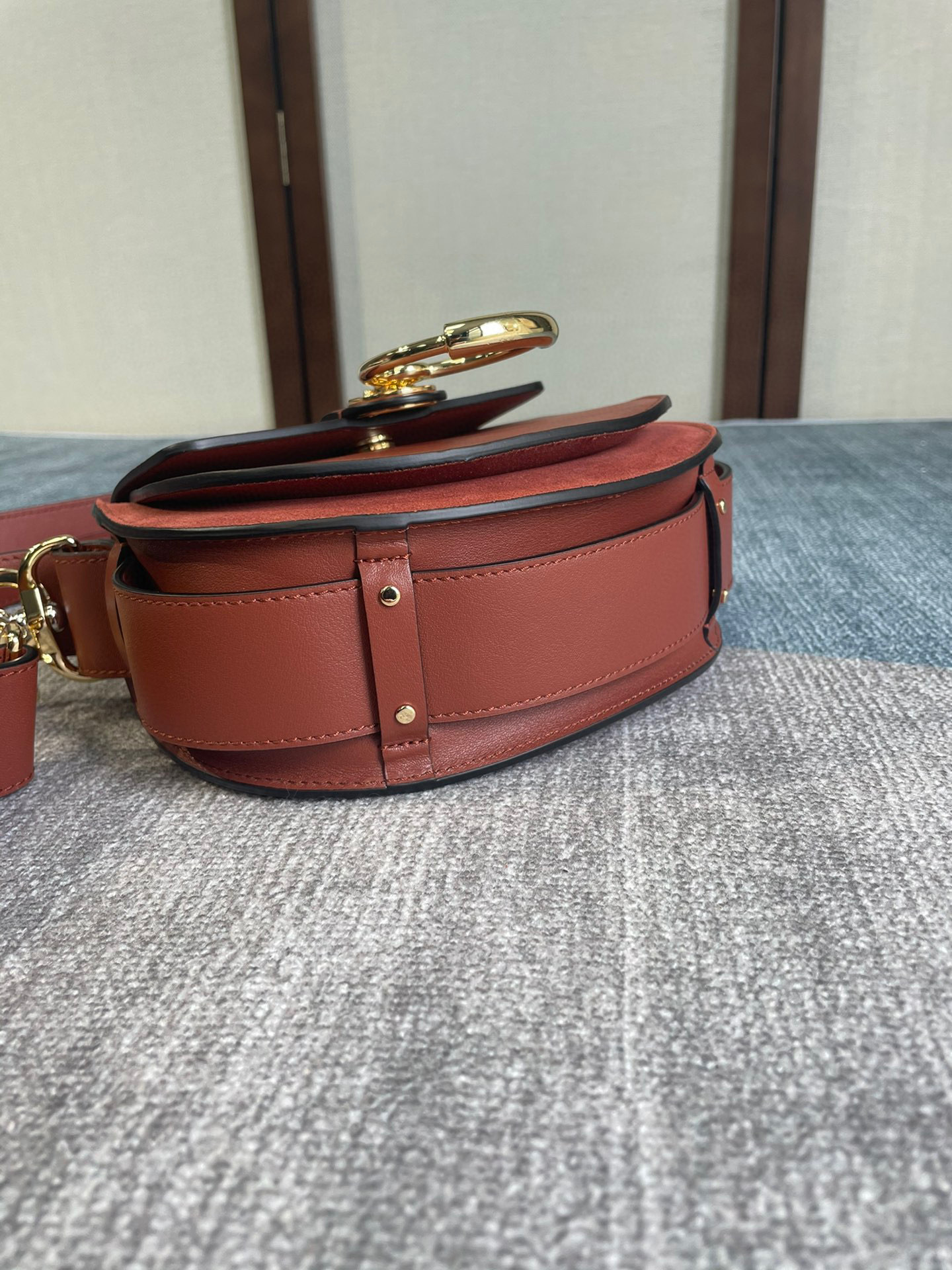 Celine  Single shoulder bag Size：20*7*15cm