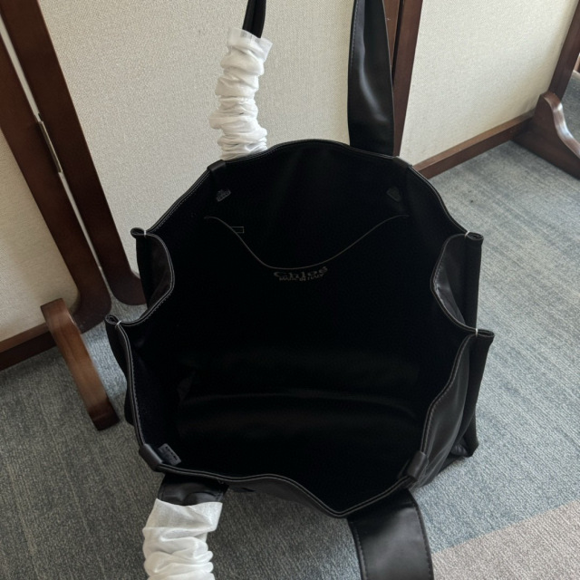 Celine购物袋尺寸：45*33*13cm