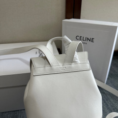 Celine Rucksacktasche Größe: 25 x 18 x 13 cm