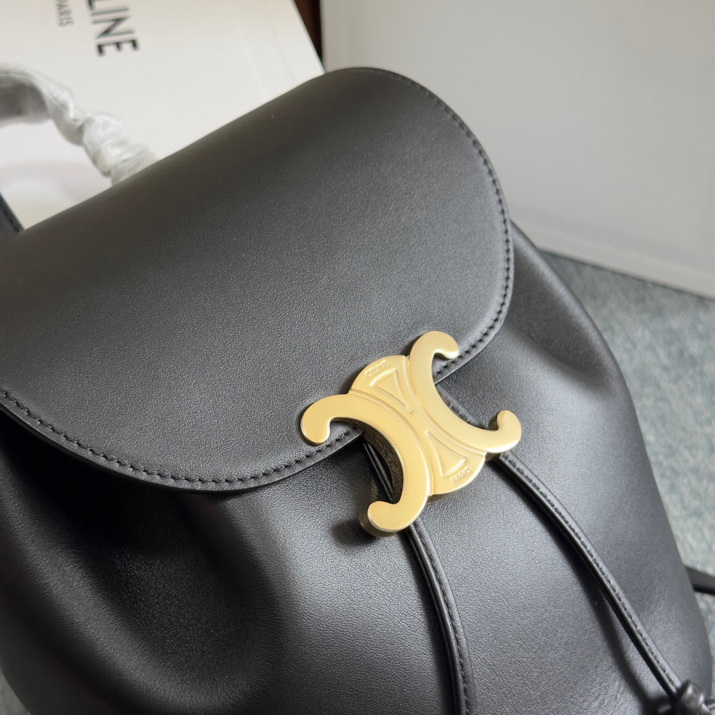 Celine Rucksacktasche Größe: 25 x 18 x 13 cm
