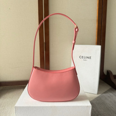 Celine 腋下包 尺寸：22*13.5*4cm