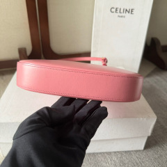Celine 腋下包 尺寸：22*13.5*4cm