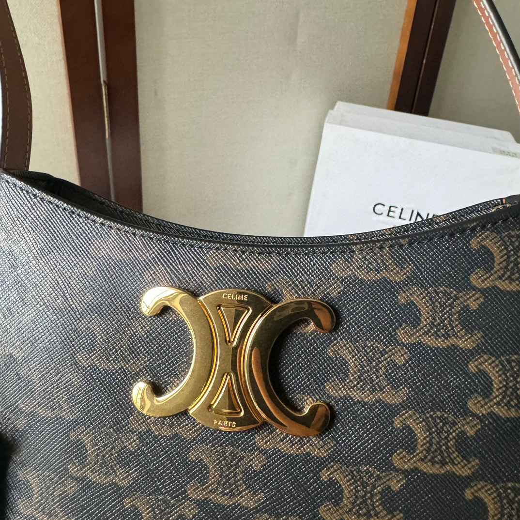 Borsa da braccio Celine Dimensioni: 22*13,5*4 cm