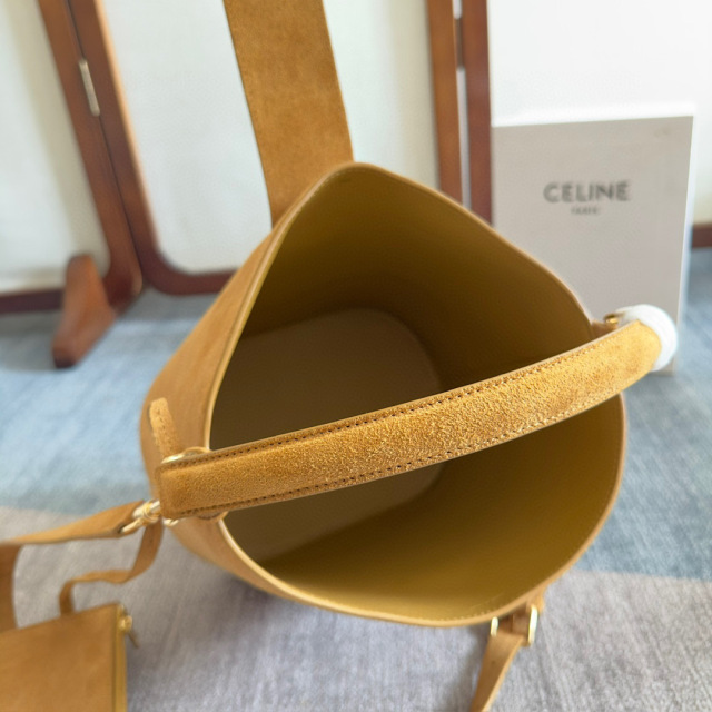Celine 水桶包 尺寸：28*24*16cm