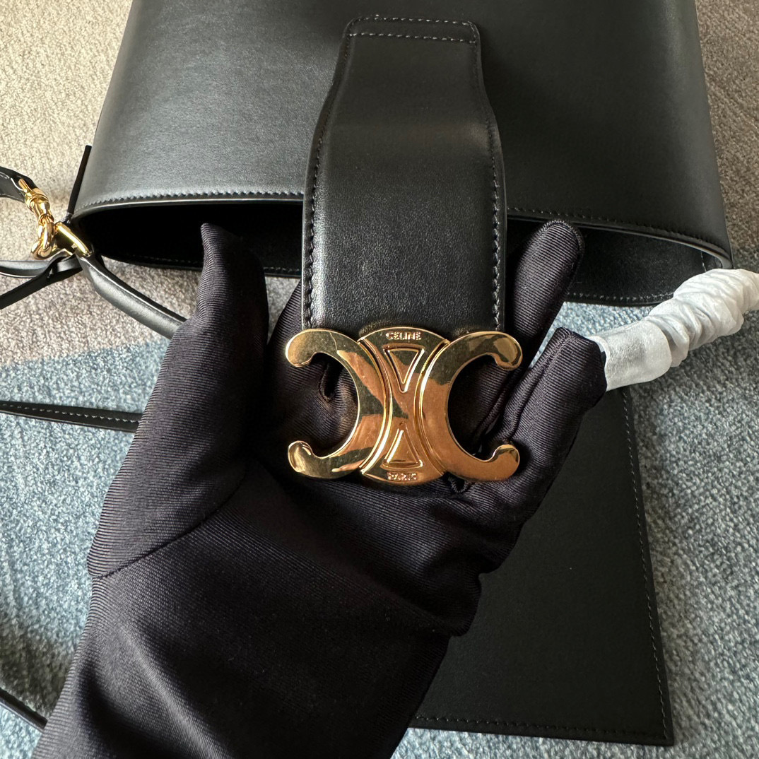 Celine Bucket Bag Größe: 28 x 24 x 16 cm