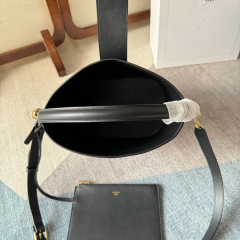 Celine Bucket Bag Größe: 28 x 24 x 16 cm