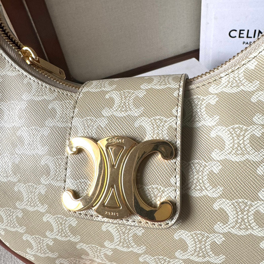 Celine Unterarmtasche Größe: 19,5 x 14 x 7,5 cm