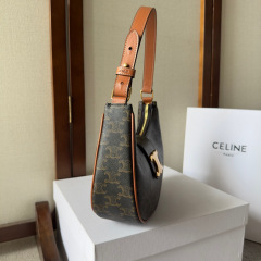 Celine腋下包尺寸：19.5*14*7.5cm