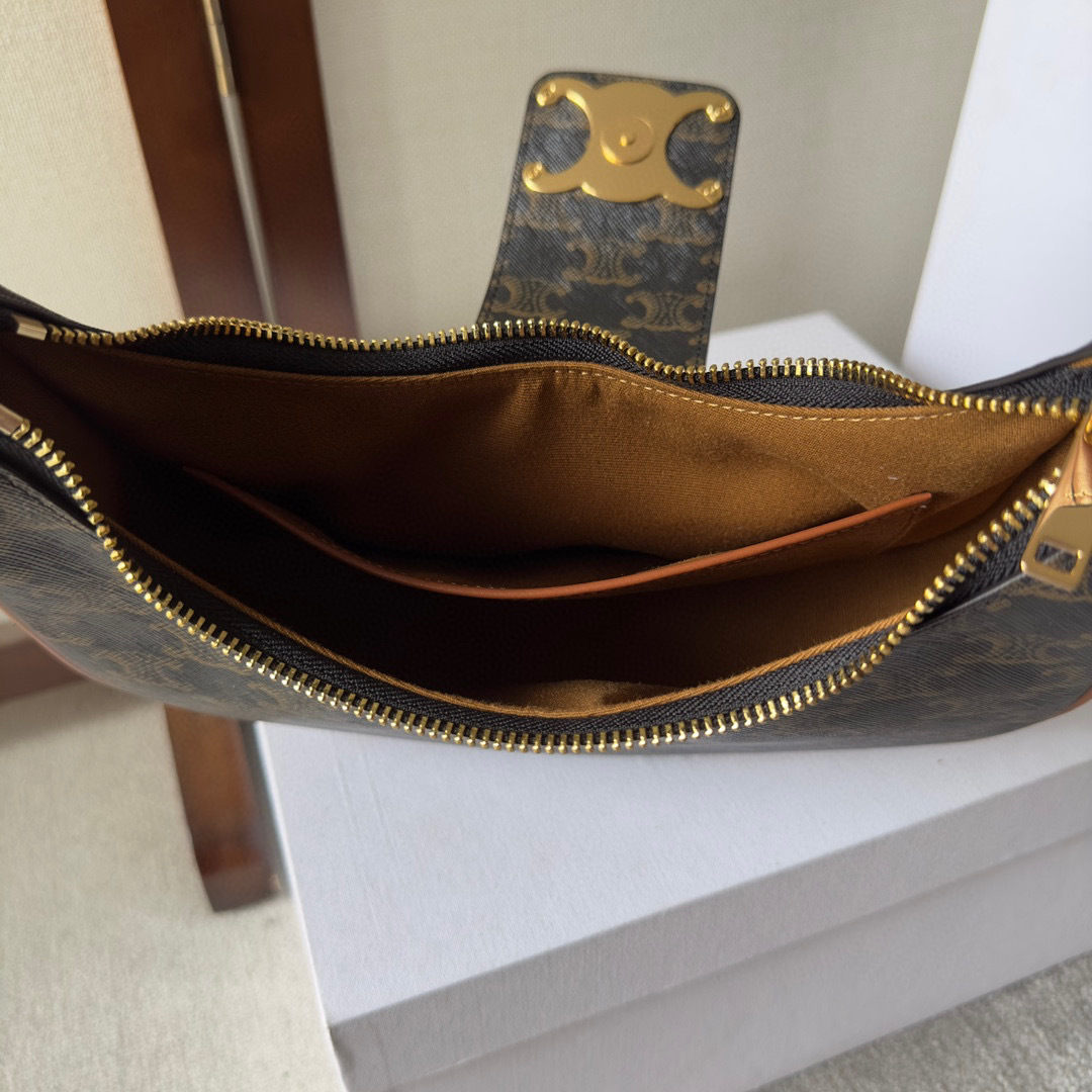 Celine腋下包尺寸：19.5*14*7.5cm