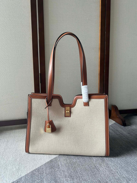 Celine Einkaufstasche Größe: 37 x 15 x 27 cm