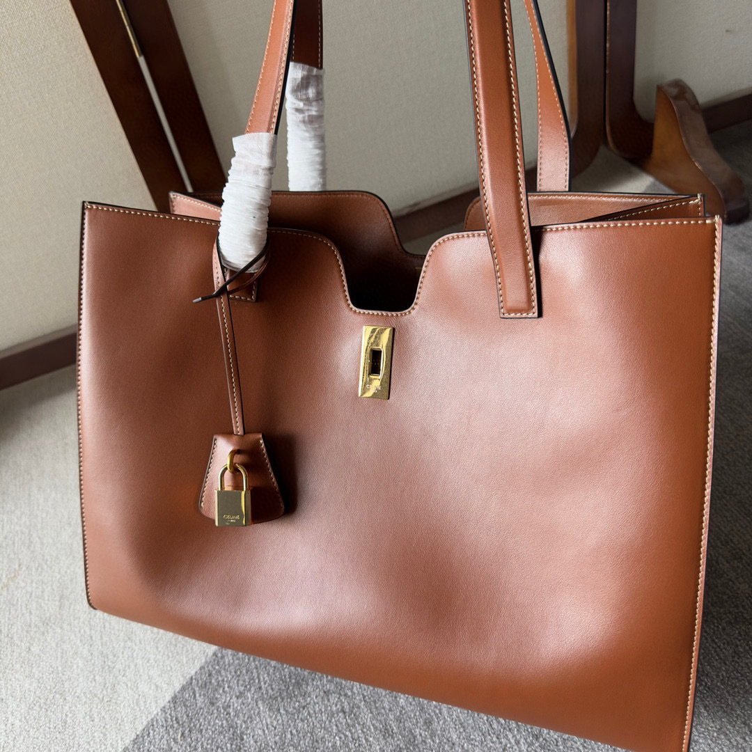 Celine Einkaufstasche Größe: 37 x 15 x 27 cm