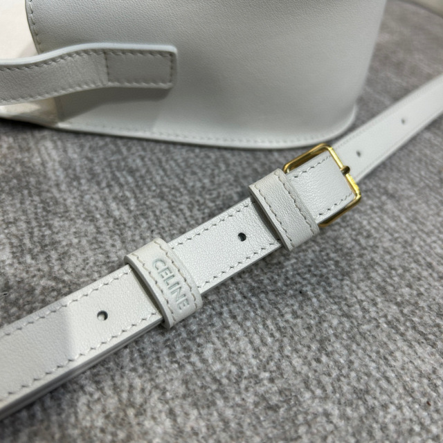 Celine  Single shoulder bag Size：18*5*17*7cm