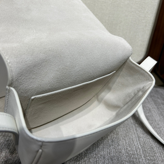 Celine  Single shoulder bag Size：18*5*17*7cm