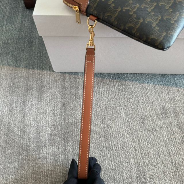 Celine  Hand bag Size：25*17.5*3cm