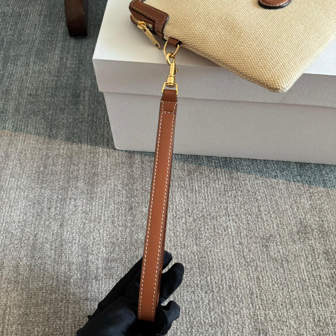 Celine  Hand bag Size：25*17.5*3cm