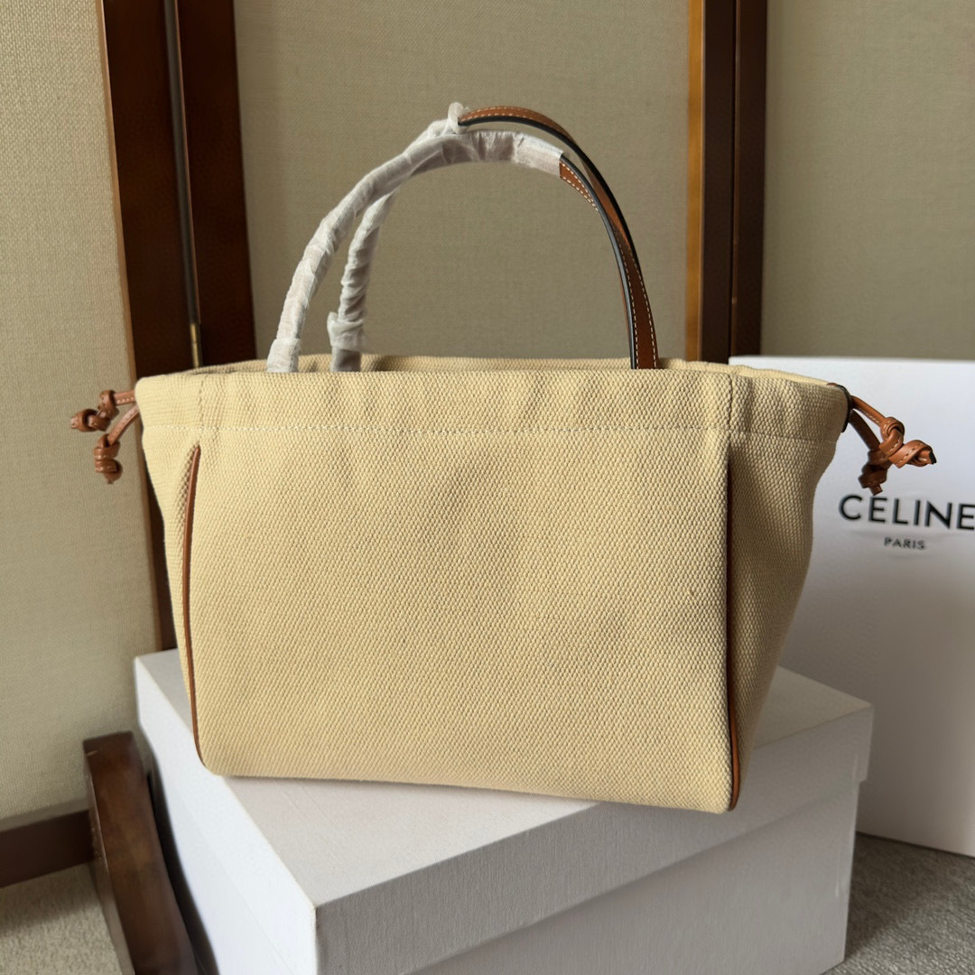 Borsa a mano Celine Dimensioni: 22*17*15cm