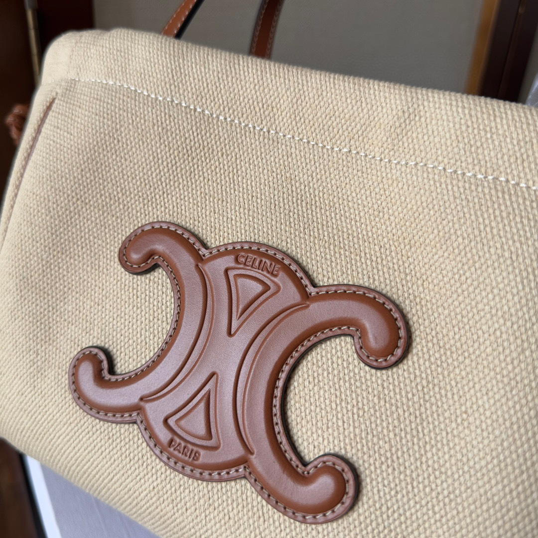 Borsa a mano Celine Dimensioni: 22*17*15cm