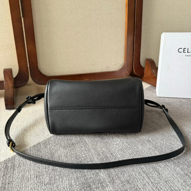 Celine Hand bag Size：22*17*15cm