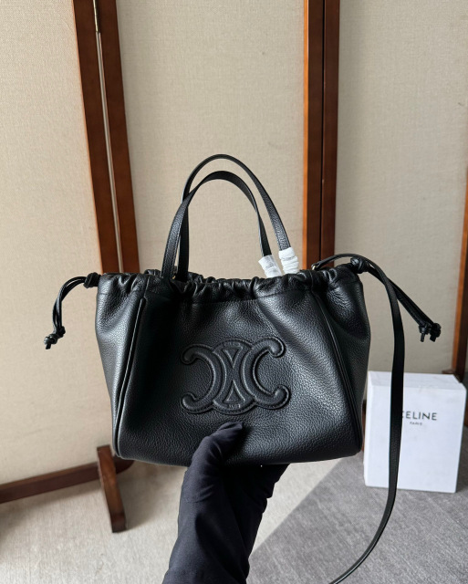 Celine Hand bag Size：22*17*15cm