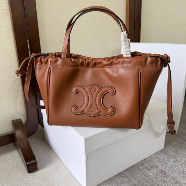 Saiz beg tangan Celine：22*17*15sm