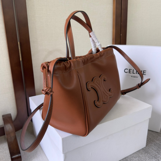 Saiz beg tangan Celine：22*17*15sm