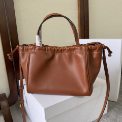 Saiz beg tangan Celine：22*17*15sm