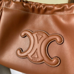 Saiz beg tangan Celine：22*17*15sm