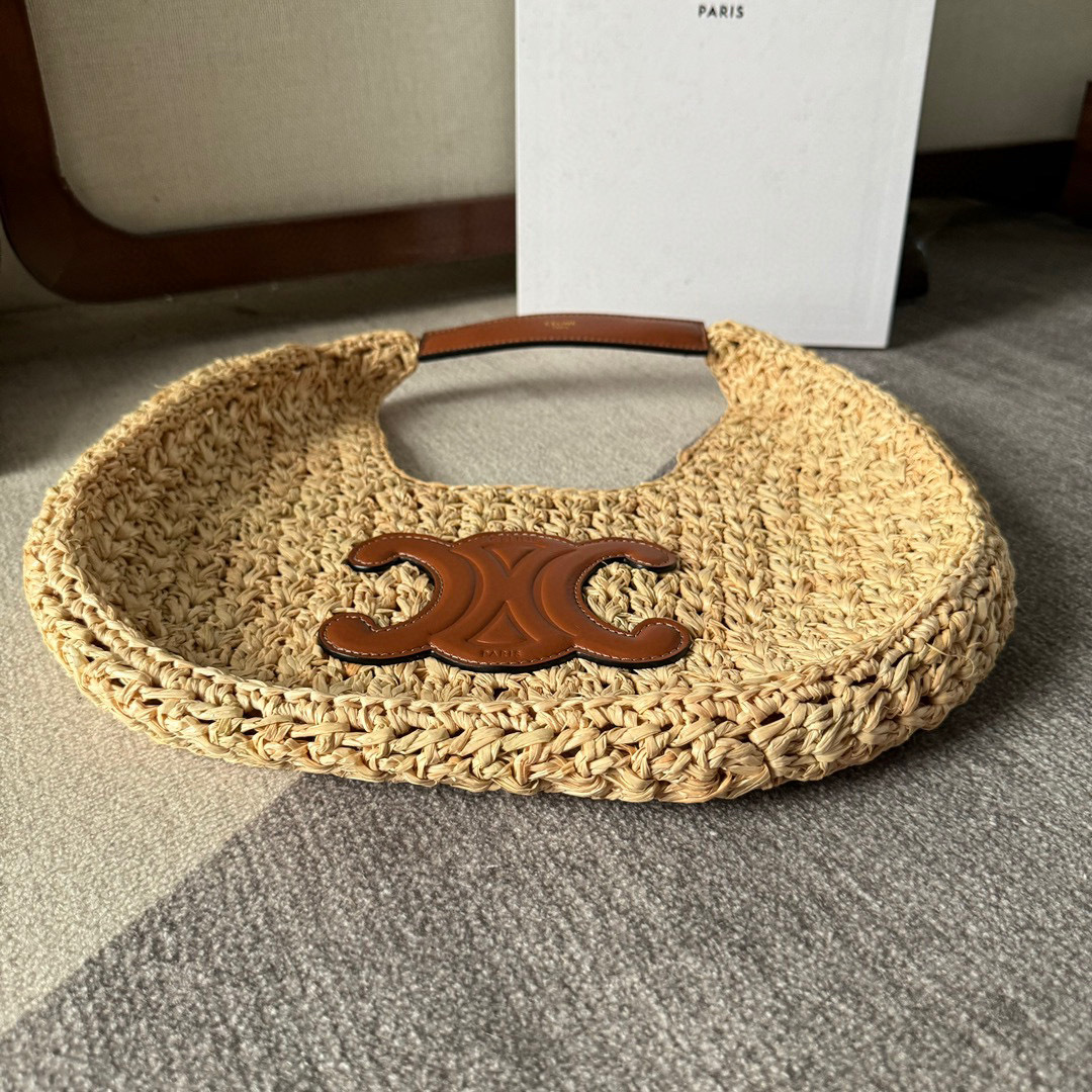 Celine Heart mese Dimensioni: 33*16*4cm